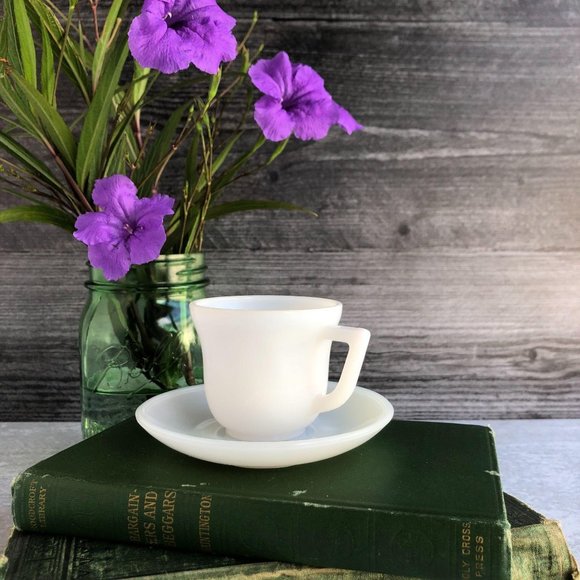 Vintage White Milk Glass Espresso Sets, Demitasse - Picture 2 of 12